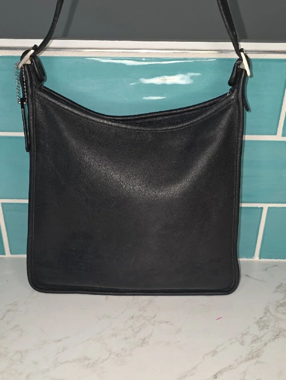 Vintage Y2KCOACH Andrea Slim Bucket Bag Black Leather